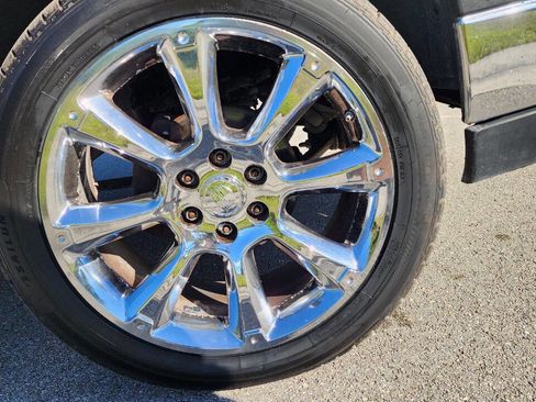 Used 2005 Chevrolet Avalanche LS w/ Preferred Equipment Group image 39