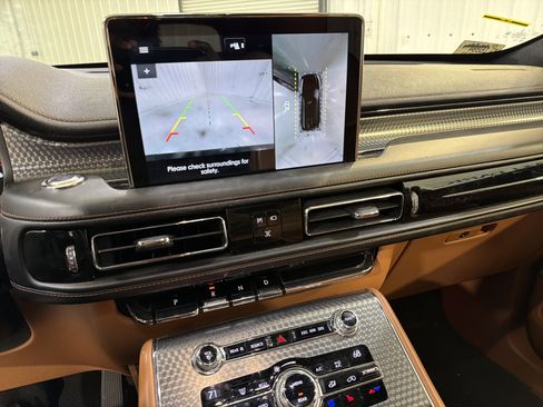 Used 2020 Lincoln Aviator Black Label w/ Dynamic Handling Package image 20