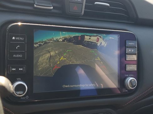 Used 2024 Nissan Versa SR image 13