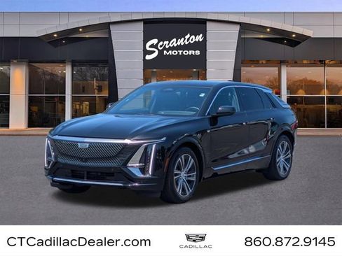 Used 2024 Cadillac Lyriq Luxury RWD image 1