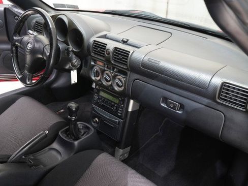 Used 2001 Toyota MR2 image 81