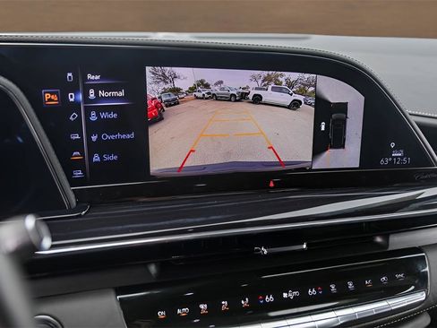 Used 2024 Cadillac Escalade Sport w/ LPO, ONYX Package image 17