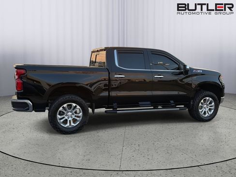 Used 2024 Chevrolet Silverado 1500 LTZ w/ LTZ Premium Package AWD/4WD image 7