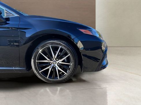 Used 2022 Toyota Camry SE image 21