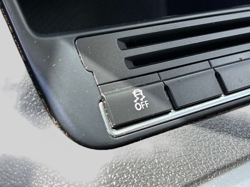 Used 2013 Volkswagen Tiguan S AWD/4WD image 30