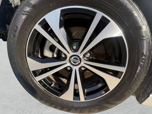 Used 2021 Nissan Sentra SV FWD image 24