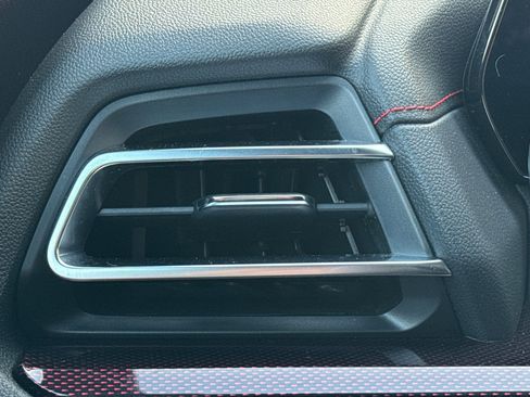 Used 2024 Chevrolet Traverse RS w/ LPO, Floor Liner Package image 28