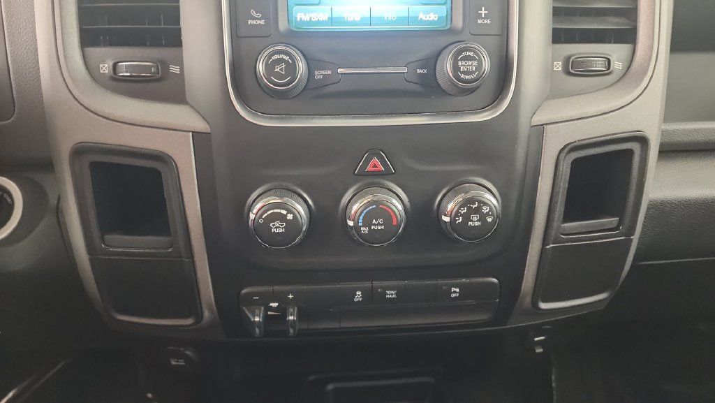 Used 2015 RAM 2500 Tradesman w/ Chrome Appearance Group AWD/4WD image 15