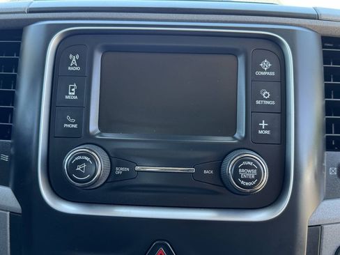 Used 2016 RAM 3500 Tradesman w/ Chrome Appearance Group AWD/4WD image 9
