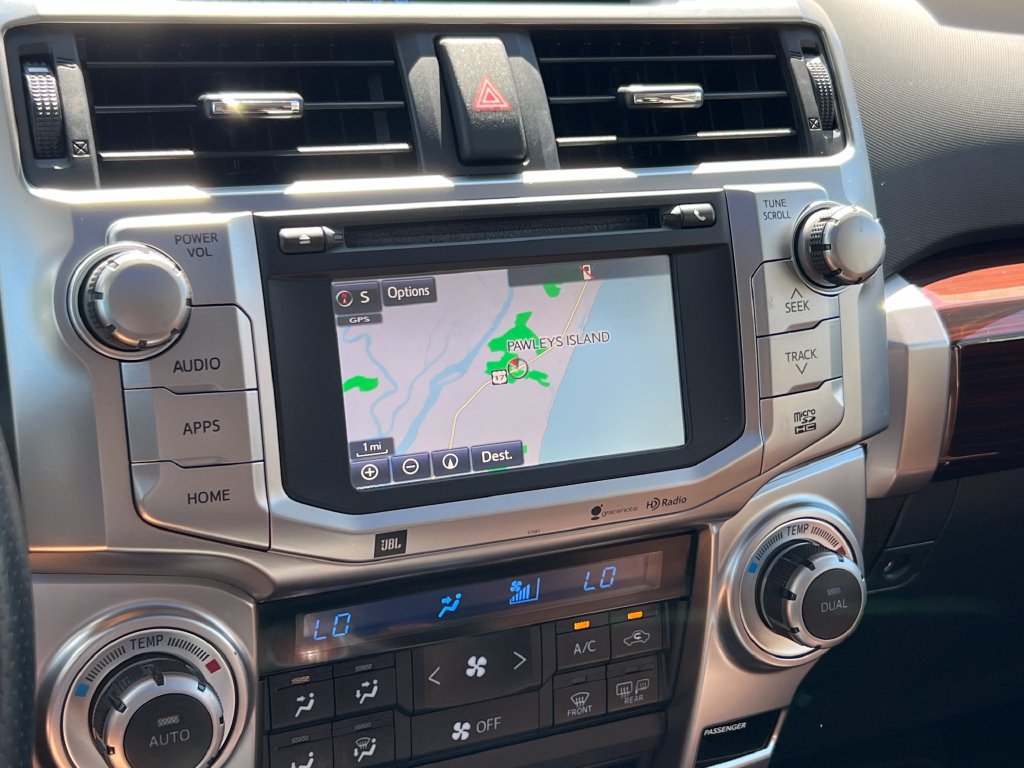 Used 2015 Toyota 4Runner Limited AWD/4WD image 38