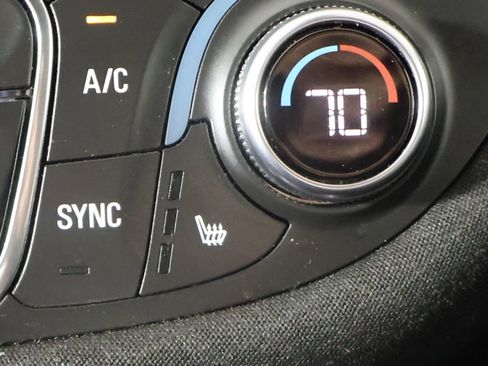 Used 2023 Chevrolet Malibu LT image 43