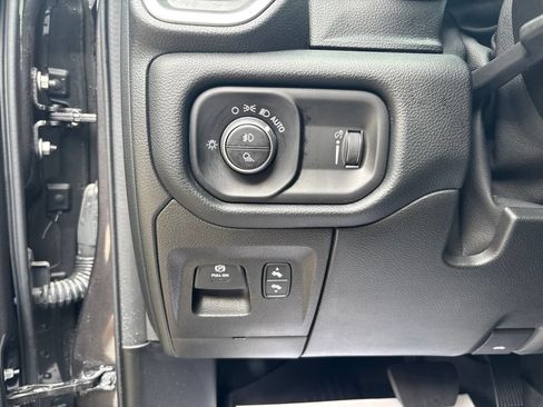 Used 2021 RAM 1500 Big Horn AWD/4WD image 61