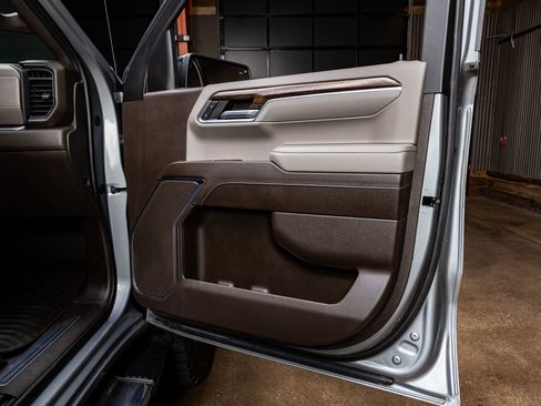 Used 2024 GMC Sierra 1500 SLE w/ Preferred Package image 37