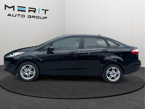 Used 2018 Ford Fiesta SE FWD image 5
