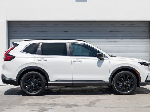 Used 2023 Honda CR-V Sport Touring image 4