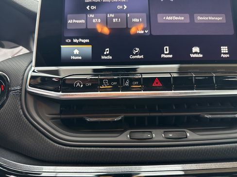 New 2026 Jeep Compass Latitude AWD/4WD image 21