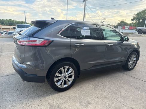 Used 2022 Ford Edge Titanium AWD/4WD image 5