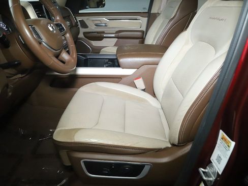 Used 2019 RAM 1500 Laramie image 20