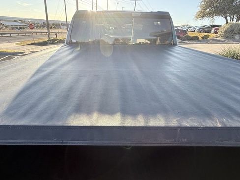 Used 2024 Chevrolet Silverado 1500 LT image 15