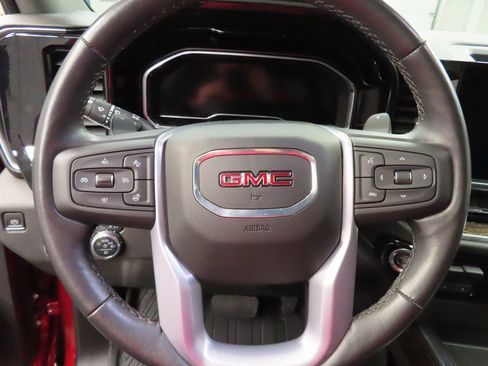 Used 2022 GMC Sierra 1500 Elevation w/ Preferred Package image 37