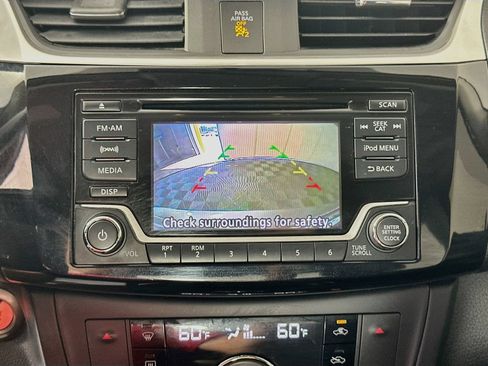 Used 2018 Nissan Sentra SV FWD image 13