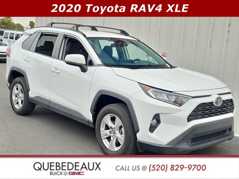 Used 2020 Toyota RAV4 XLE FWD image 1