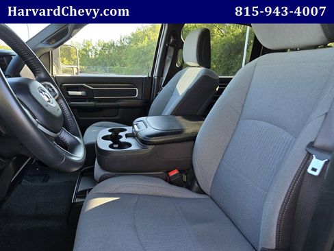 Used 2024 RAM 3500 Big Horn image 25