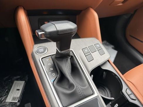New 2026 Kia Sportage X-Line w/ X-Line Technology Package AWD/4WD image 15