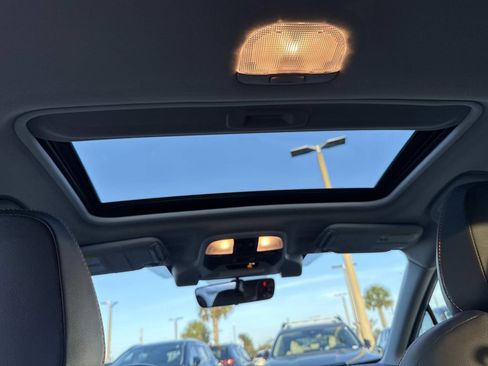 Used 2023 Subaru Crosstrek 2.5i Limited w/ Moonroof Package image 21