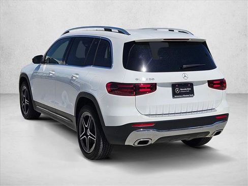 Certified 2026 Mercedes-Benz GLB 250 image 8