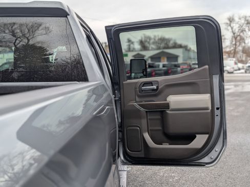 Used 2022 Chevrolet Silverado 1500 RST w/ Z71 Off-Road Package image 38