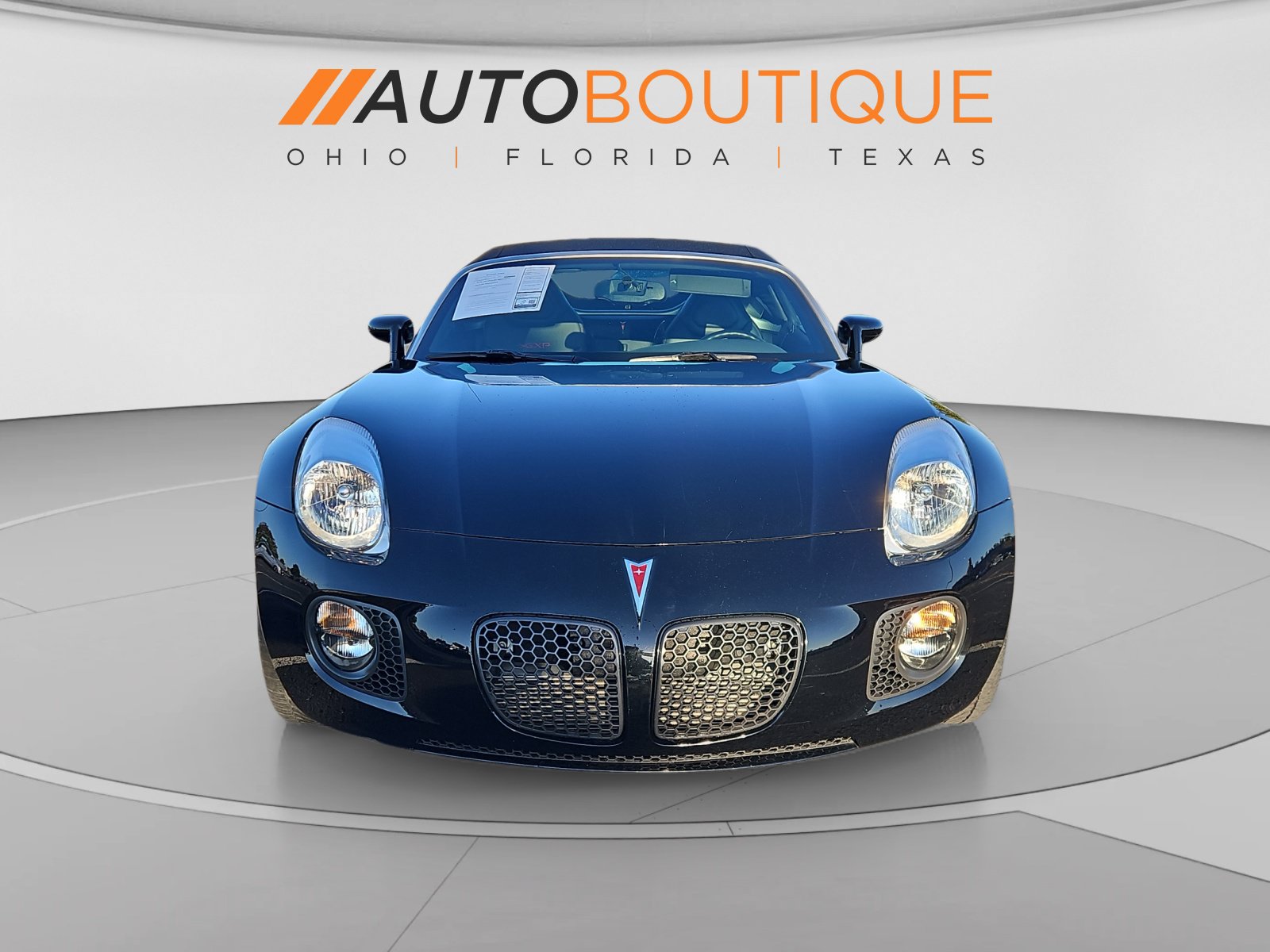 Used 2009 Pontiac Solstice GXP w/ Club Sport Package RWD image 8