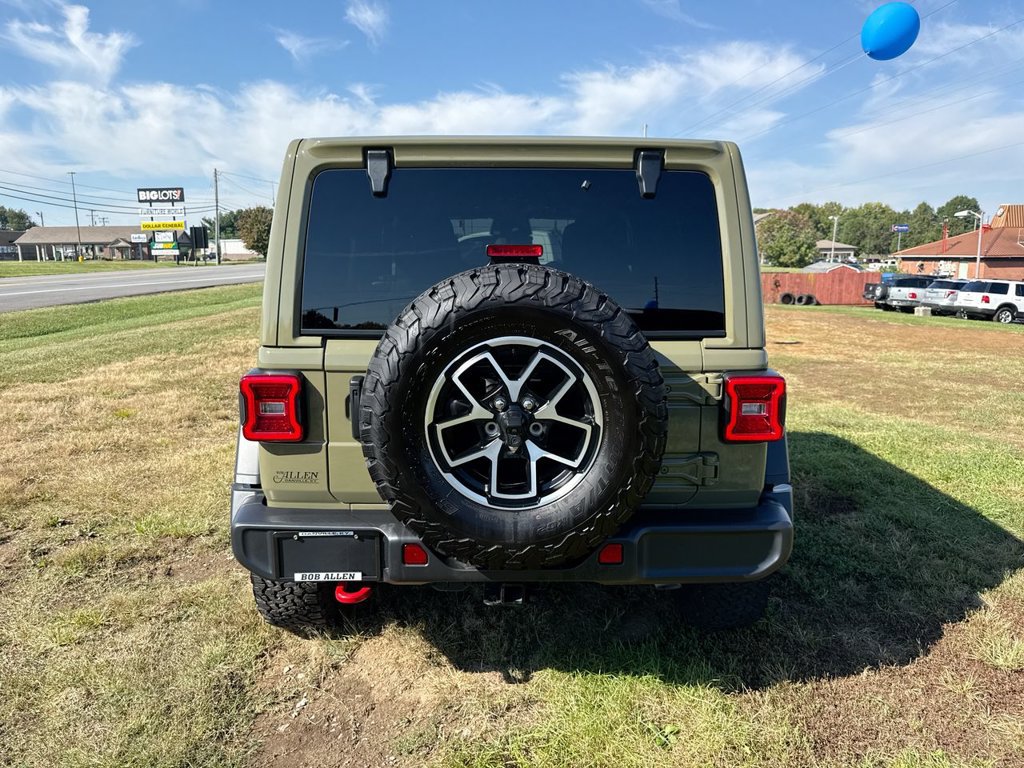 Used 2026 Jeep Wrangler Unlimited Rubicon AWD/4WD image 18