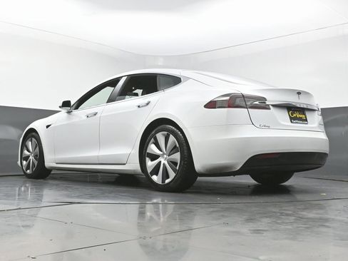Used 2020 Tesla Model S Long Range Plus image 48