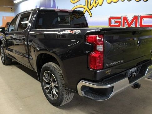 Used 2022 Chevrolet Silverado 1500 LT w/ All Star Edition Plus AWD/4WD image 6