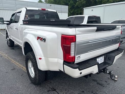 Used 2019 Ford F350 Limited AWD/4WD image 5