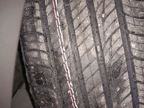 Used 2024 Nissan Pathfinder SV image 27