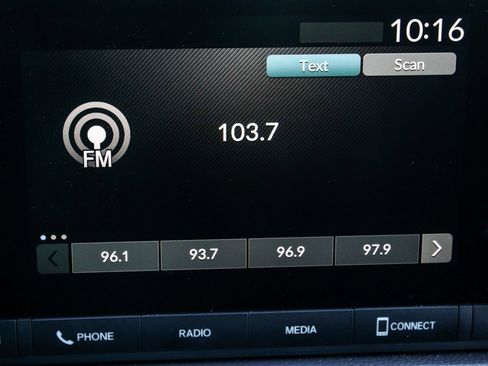 Used 2025 Honda CR-V LX image 19