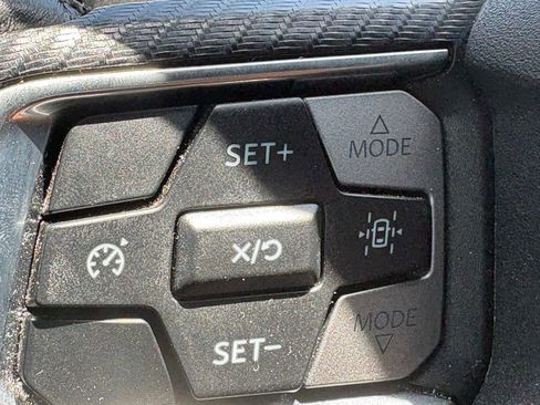 Used 2024 Ford Mustang GT RWD image 12