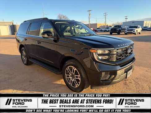 New 2026 Ford Expedition Active RWD image 11