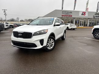 Used 2019 Kia Sorento LX w/ LX Convenience Package video 2