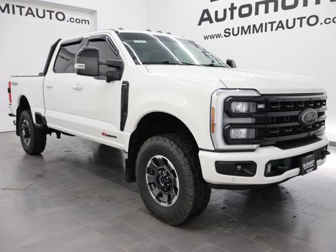 Used 2024 Ford F350 Lariat w/ Lariat Ultimate Package AWD/4WD image 2