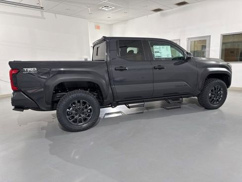 New 2025 Toyota Tacoma TRD Off-Road image 9