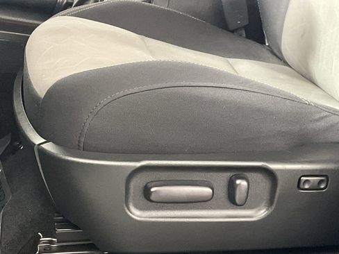 Used 2023 Toyota Tacoma TRD Off-Road image 20