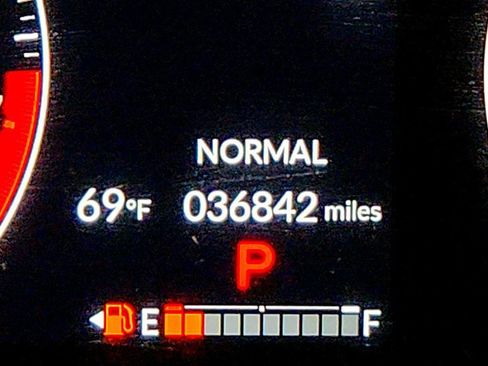 Used 2025 Honda HR-V Sport image 14