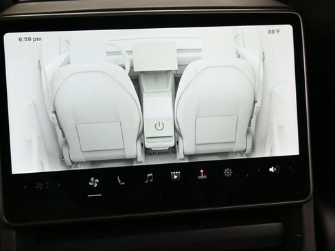 Used 2026 Tesla Model Y Long Range RWD image 35