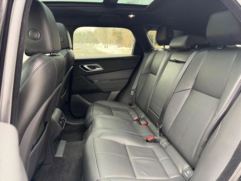 Used 2025 Land Rover Range Rover Velar Dynamic SE image 15