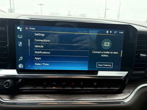 Used 2024 Chevrolet Silverado 2500 LTZ w/ LTZ Plus Package image 17