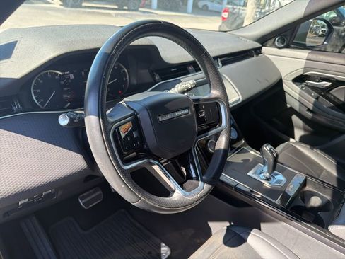 Used 2023 Land Rover Range Rover Evoque R-Dynamic S image 9