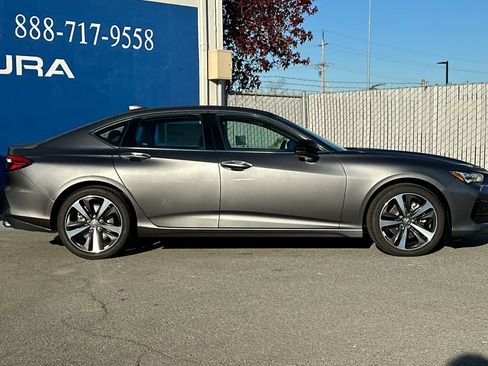 New 2025 Acura TLX w/ Technology Package image 3